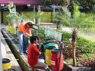 photo PENILAIAN P1 ADIPURA 2014.gif