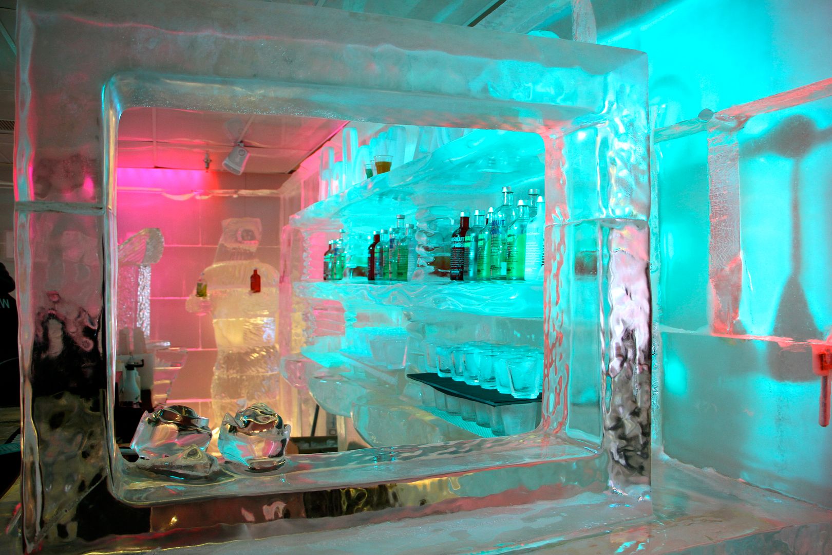 Freezing Our Fingers Off In The Ice bar Queenstown, New Zealand