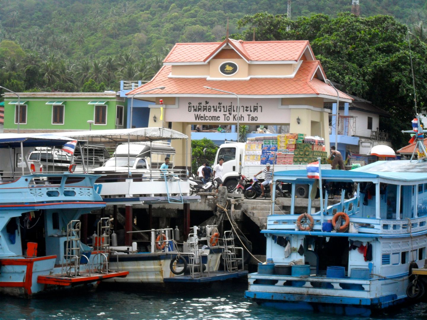 how to get from bangkok to koh tao