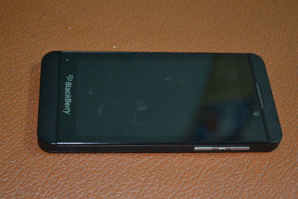 z10-003, Sky 830, sac dự phòng... - 2