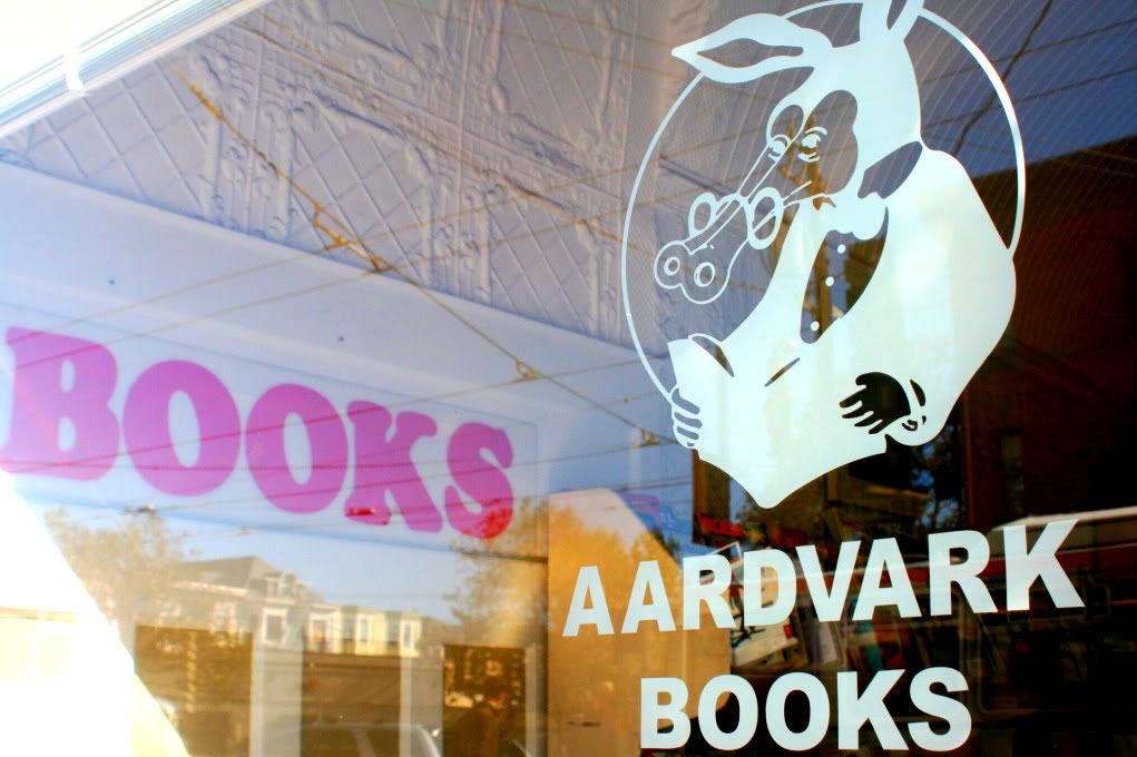 Aardvark books window