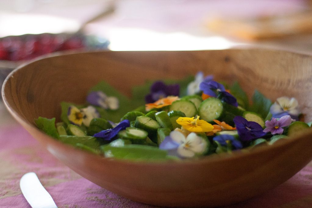 pretty salad with pansies