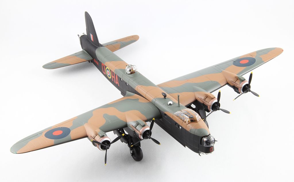 Corgi 1:72 RAF Short Stirling Mk. III Heavy Bomber 