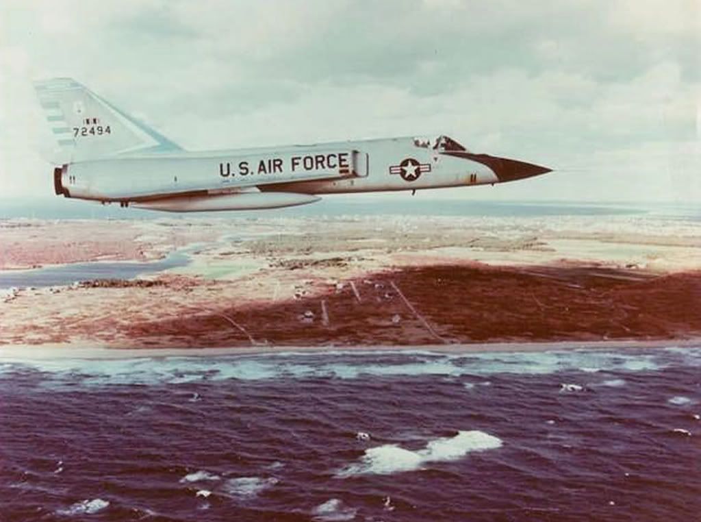 HM F106A Delta Dart, "Cape Cod" HA3601 DA.C