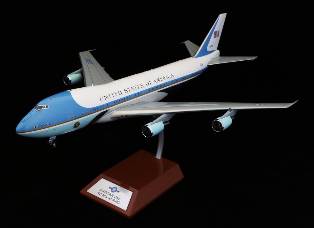 Inflight 200 Boeing VC-25A USAF Air Force One, #82-8000 and