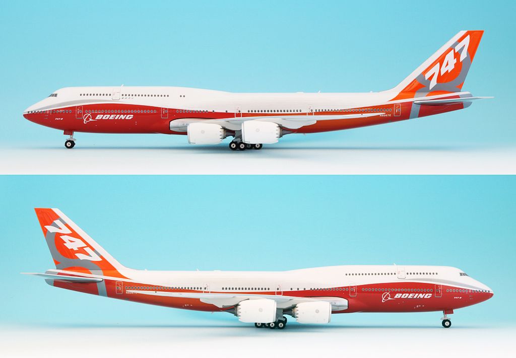 Phoenix Model B747-8i 