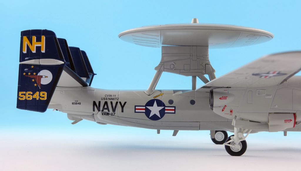 HM Grumman E-2C Hawkeye USN VAW-117 Wallbangers, USS Nimitz