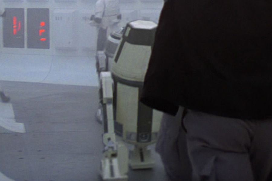 R4-M9headrear-1.jpg