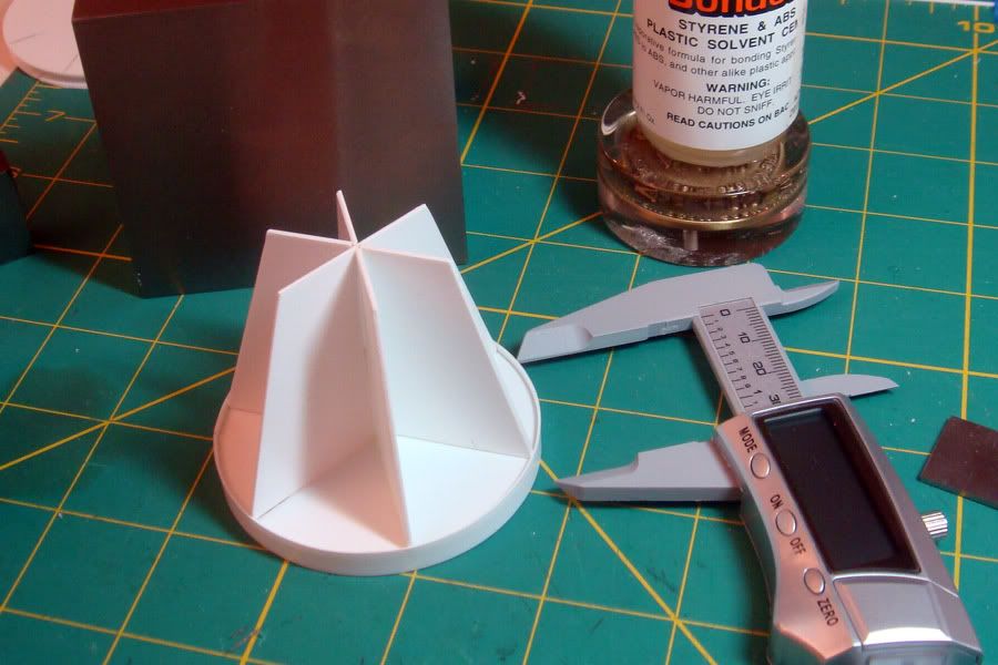 R4headsecondprototype.jpg