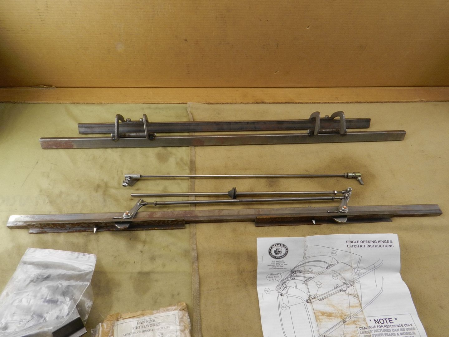 Hood Hinge DAN FINK METALWORKS Single Opening Latch Kit 32 Ford 3136