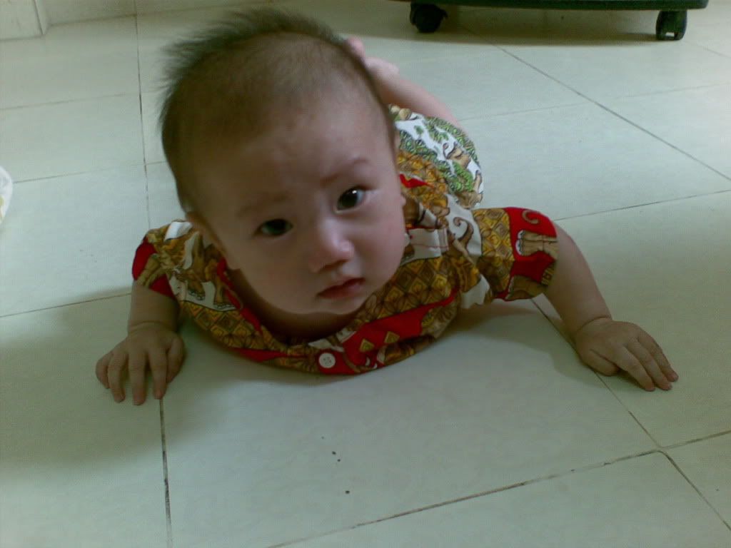 Topic show mặt mũi tay chân...... thuở cởi truồng tắm mưa - 4