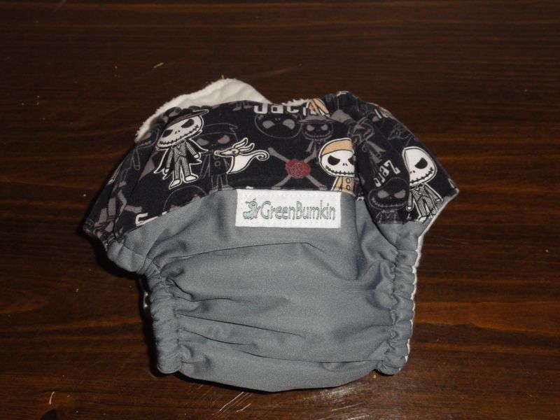 Final reduction for quick sale! Green Bumkin AIO w/ VHTF Jack Skellington material Final reduction for quick sale! Green Bumkin AIO w/ VHTF Jack Skellington material