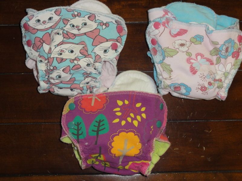 Reduced! Lot of 2 side snapping girly Muttaquin Baby Med. fitted - plz read! *only top 2* Reduced! Lot of 2 side snapping girly Muttaquin Baby Med. fitted - plz read! *only top 2*