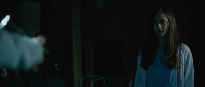 Intruders_00_28_45_00001.jpg