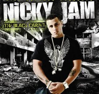 2007-NickyJam-TheBlackCarpet_zps1e55bcca