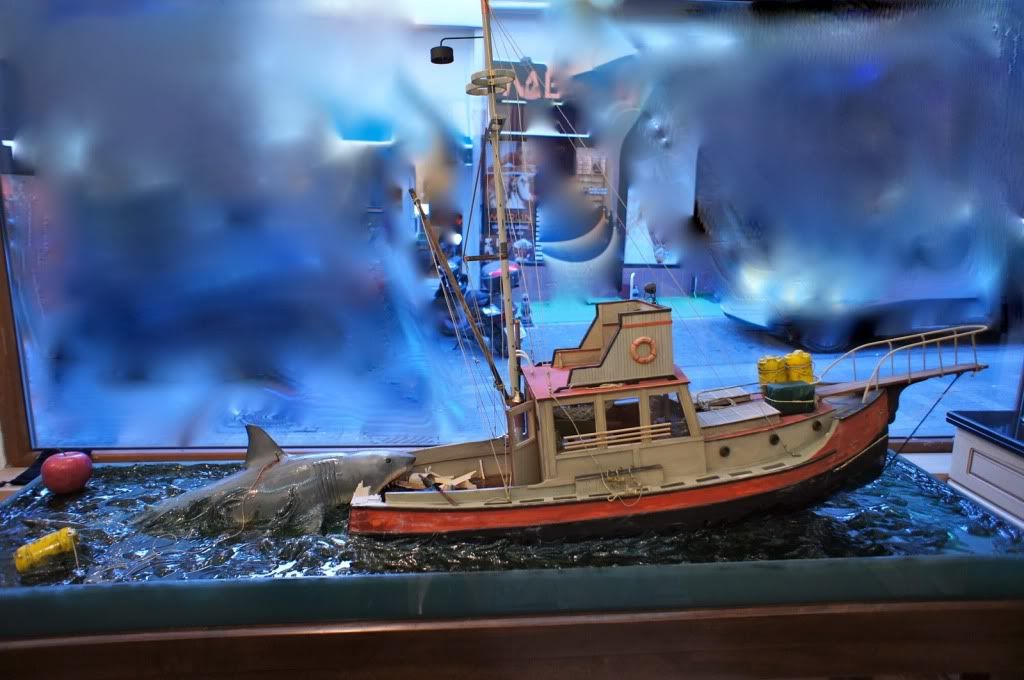 mcfarlane jaws diorama