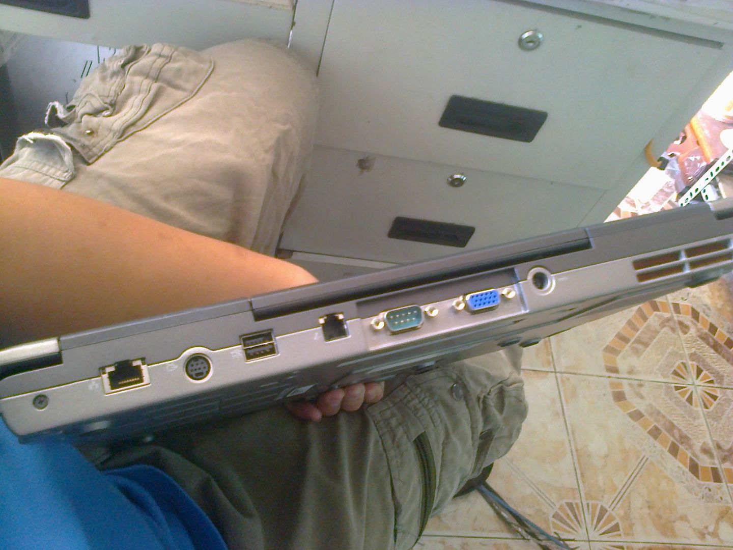 bán laptop laptop dell d830 máy zin giá rẻ !!!