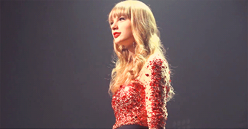Resultado de imagem para gif taylor swift 2013