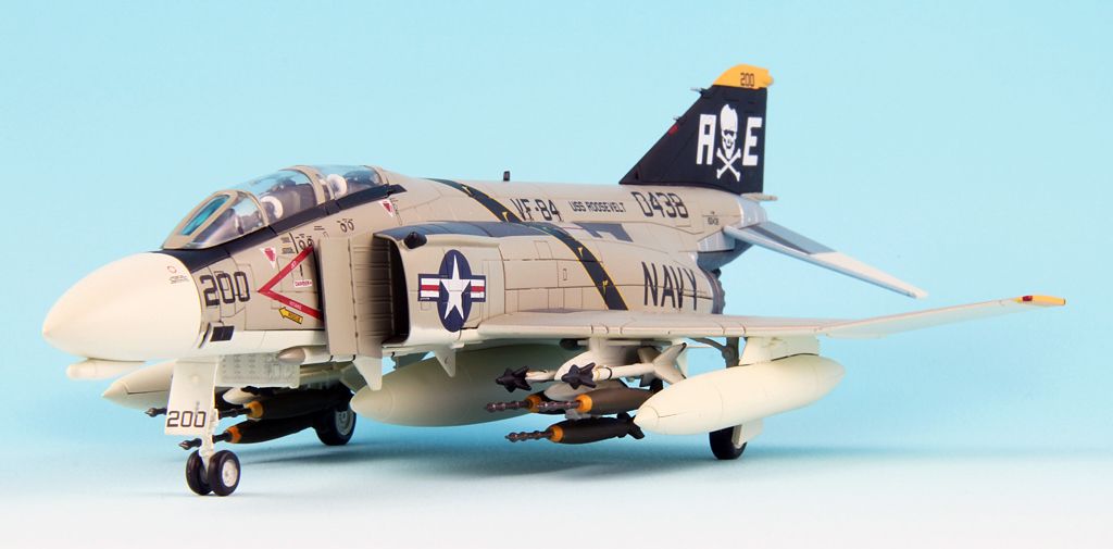 HM F-4B USN VF-84 Jolly Roger, USS Independence HA1968 - DA.C